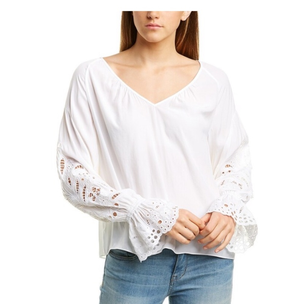 Ari top